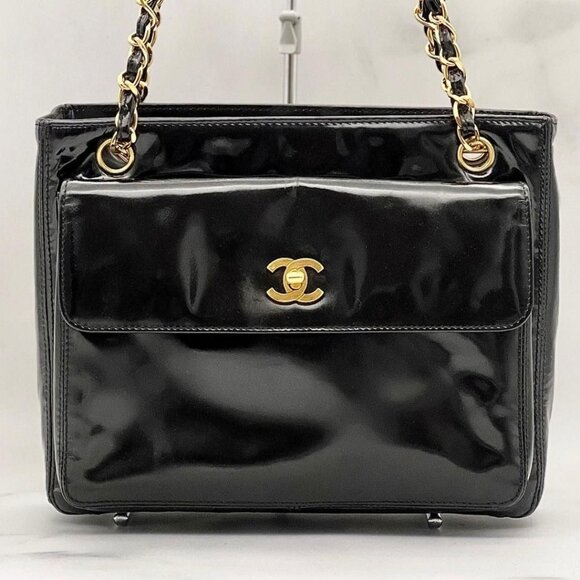 Authentic CHANEL CC Vintage Leather Black Gold Purse Bag Tote Chain Turnlock